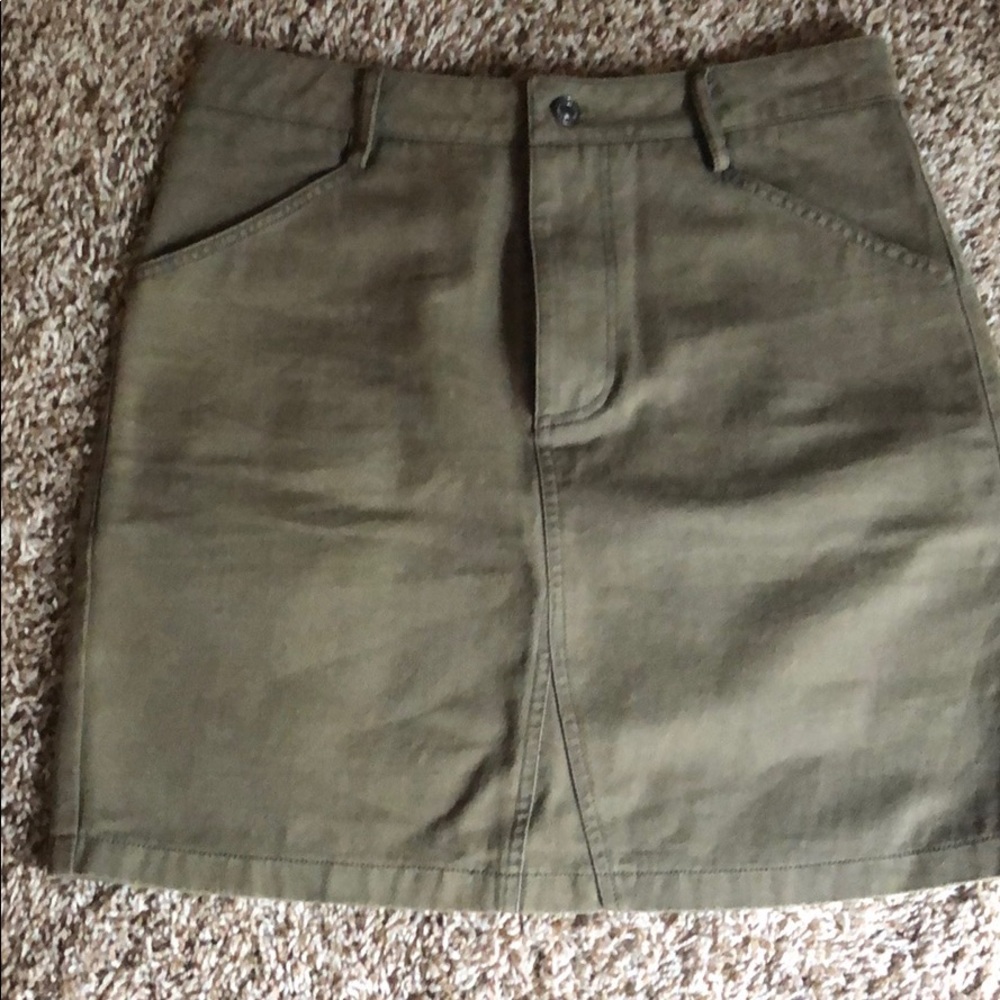 Green Skirt